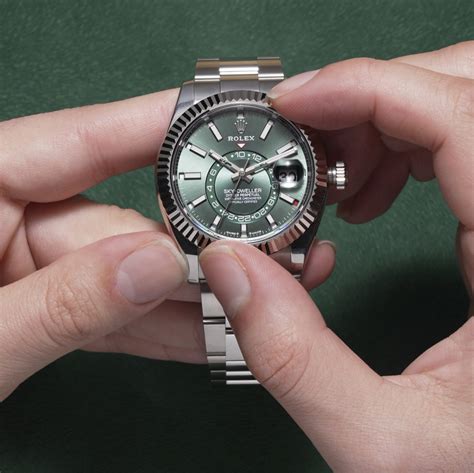 regolazione rolex sky dweller|rolex sky dweller settings.